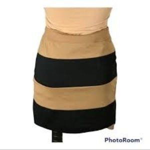 BANANA REPUBLIC BLACK AND TAN STRIPE SKIRT SIZE 6